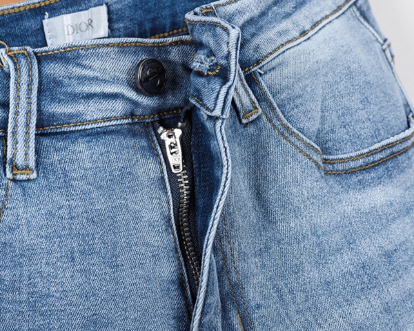 ブランドジーンズ全体デザイン